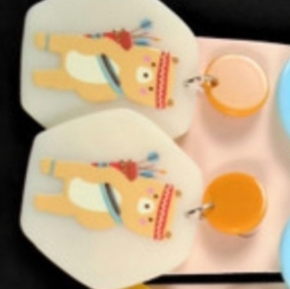 CUTE Animal Bear Fall Harvest Dangle Drop Earrings Acrylic Handmade Festive NEW - Picture 4 of 7